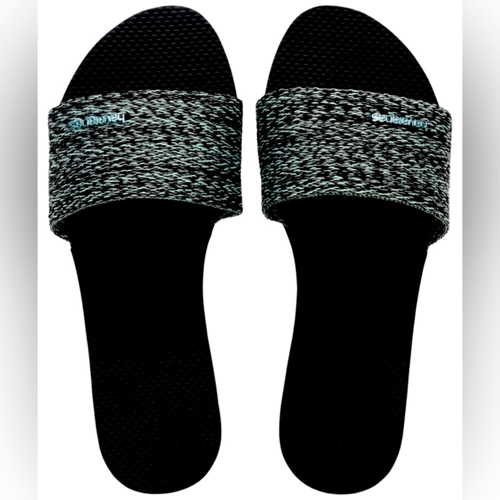 NWT - Havaianas You Malta Sandals - Blue Sky & Black - 7/8 Women